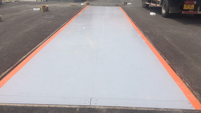 無(wú)錫50噸地磅|無(wú)錫50噸電子地磅安裝現(xiàn)場(chǎng)圖片